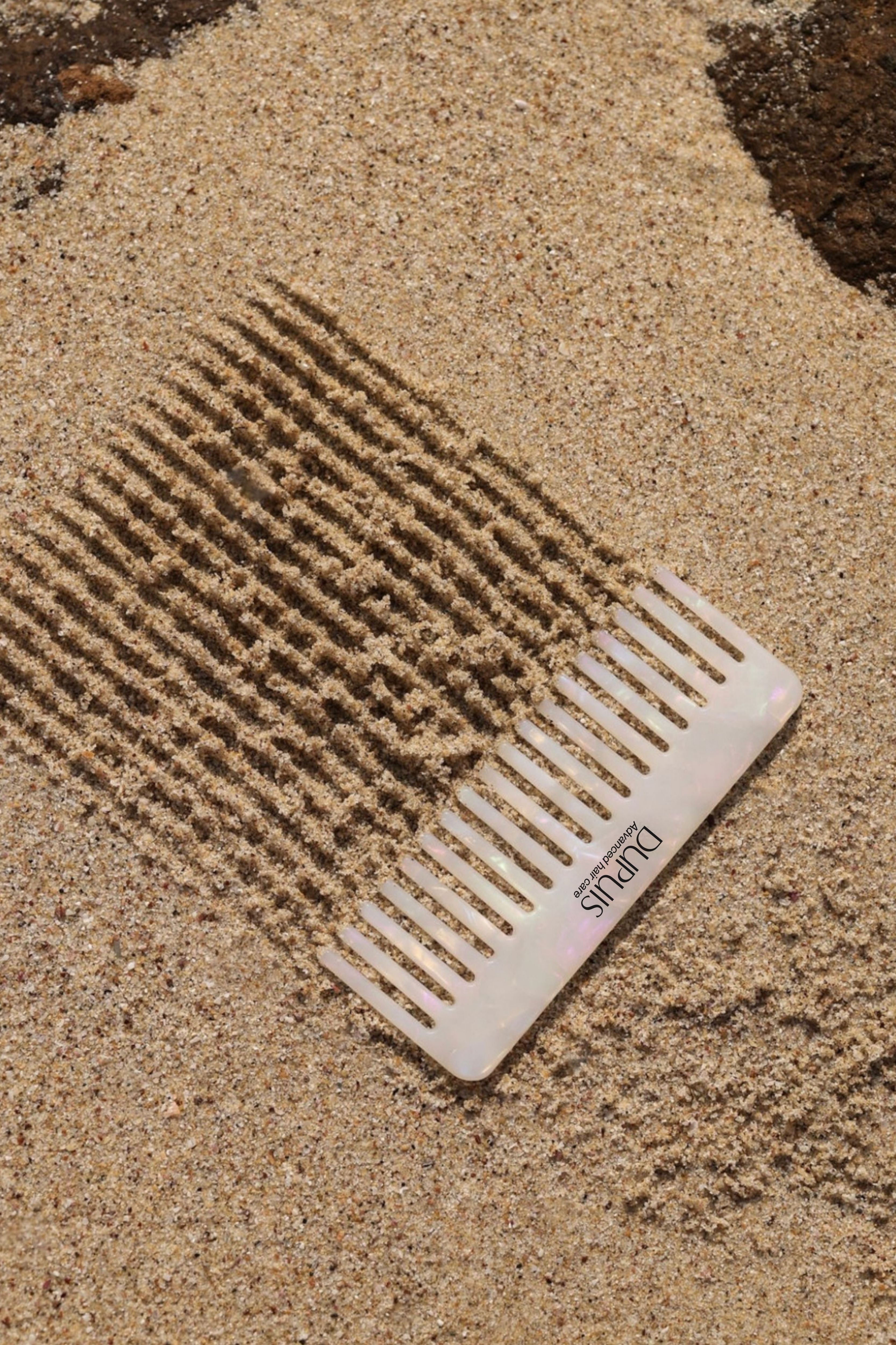 Signature Hair Comb with Case - B2B Bundles